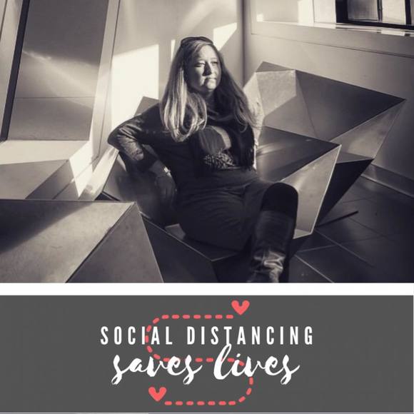 Meet your Posher, Jennifer - Picture 1 of 1